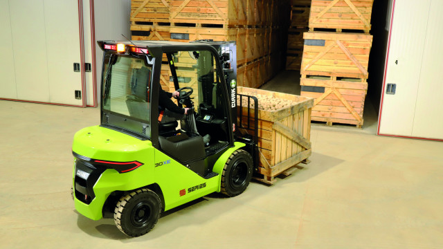 Clark: Crossover-Modelle auf der LogiMAT