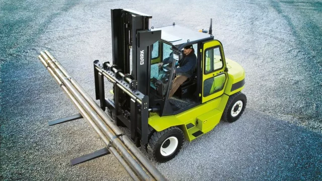 Clark: Dieselstapler zu Sonderkonditionen