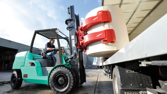 Mitsubishi Gabelstapler auf der LogiMAT