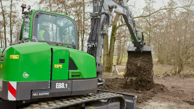 Neu von Limach: Elektrobagger E88.1