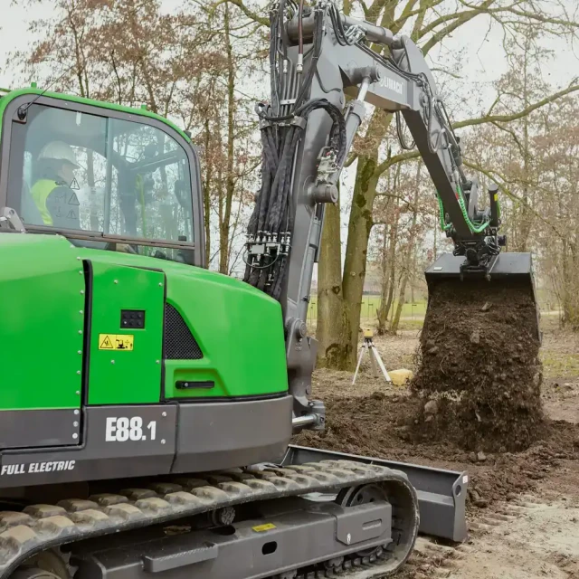 Neu von Limach: Elektrobagger E88.1